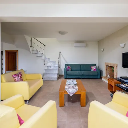 Villa Athina Kalathos