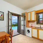Villa Athina *