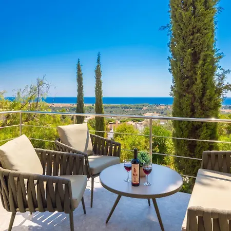 Villa Athina *